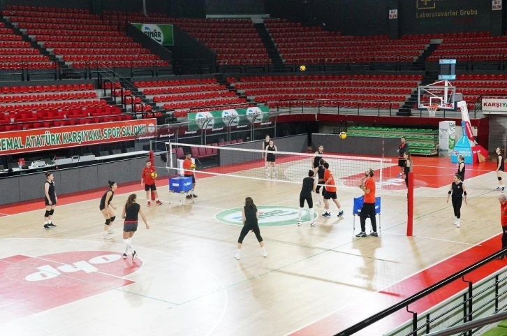 Karşıyaka Voleybol, Çanakkale’de istediğini alamadı
