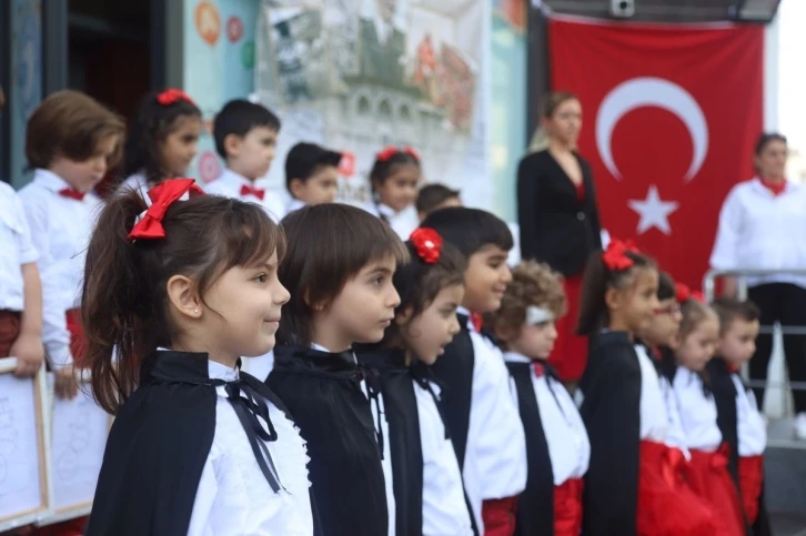 Kartal Belediyesi’nin kreşlerinde 29 Ekim coşkusu yaşandı
