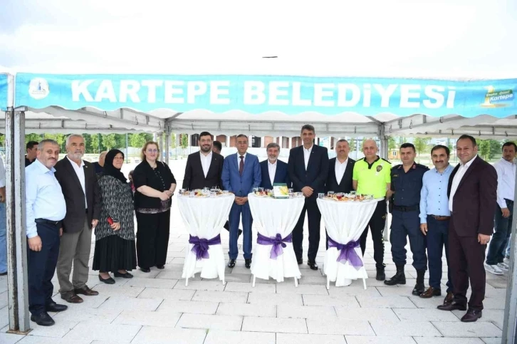 Kartepe’de geleneksel kent bayramlaşması
