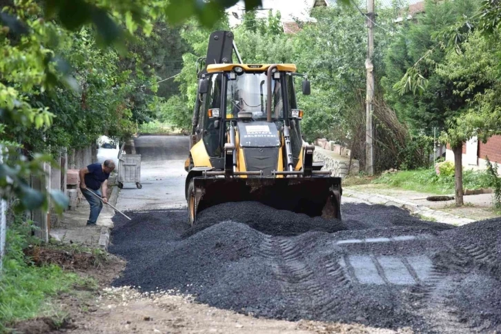 Kartepe’de üst yapı çalışmaları hız kesmeden devam ediyor
