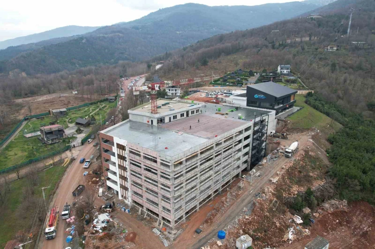 Kartepe Teleferikte katlı otopark gün sayıyor
