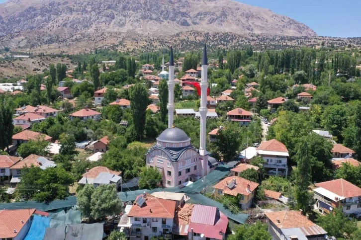 Kaş’ta, Yeşilbarak Söğütoğlu Camii açıldı
