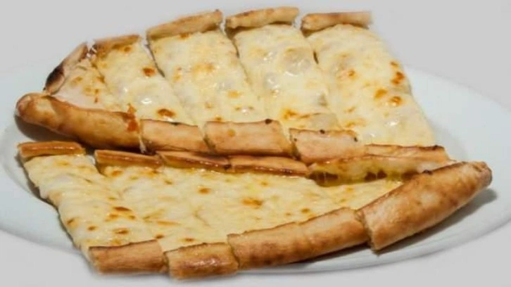 Kaşarlı pide, kuşbaşılı pideden daha pahalı oldu