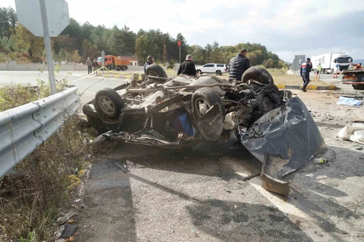 Kastamonu’da feci kaza: 1 ölü, 3’ü ağır 4 yaralı
