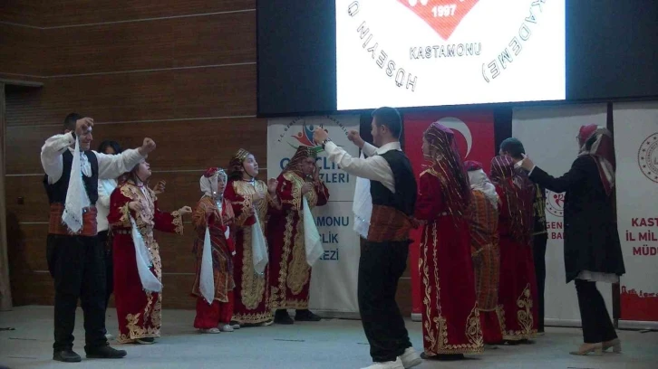 Kastamonu’da özel bireyler yetenekleri ile vatandaşları kendilerine hayran bıraktı
