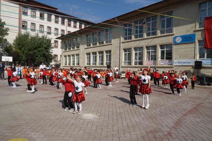 Kastamonu’da yeni eğitim-öğretim yılı başladı
