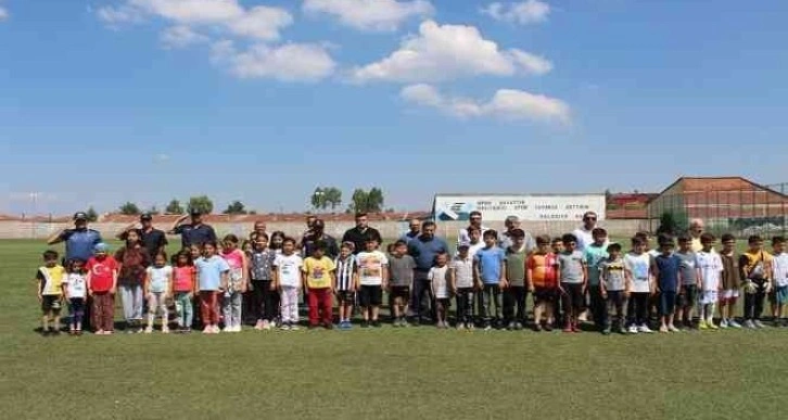 Kaymakam Altay, 7’den 70’e bütün vatandaşları spor yapmaya davet etti