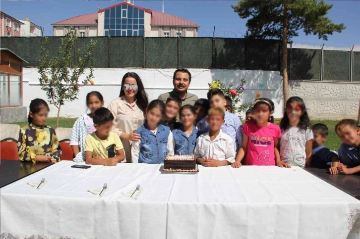 Kaymakam Aydoğan öksüz ve yetim çocukları misafir etti
