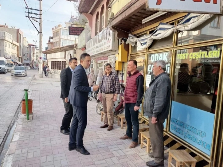 Kaymakam Bolat vatandaşlarla bir araya gelmeye devam ediyor
