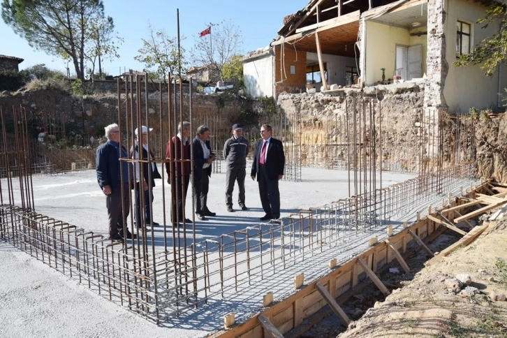 Kaymakam Gürdal, köylerde incelemelerde bulundu
