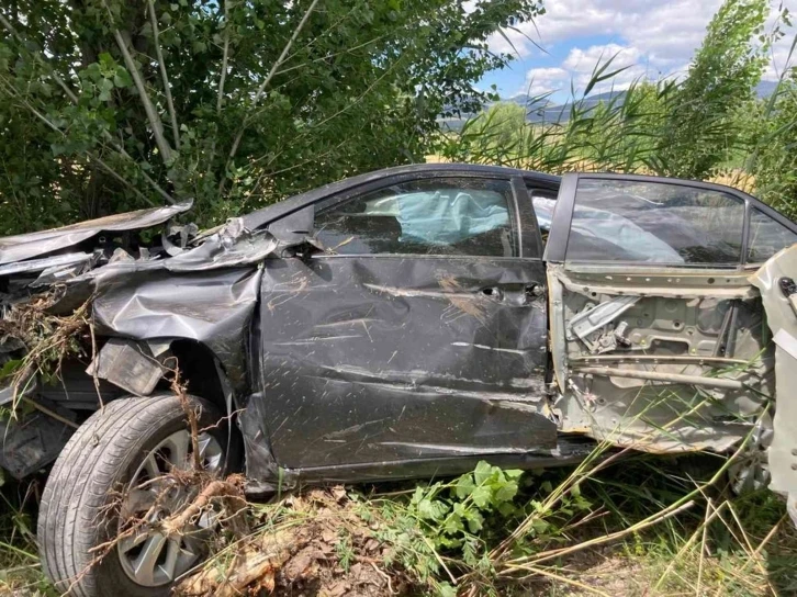 Kaymakamlar trafik kazasında yaralandı
