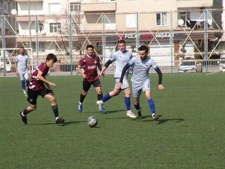 Kayseri 1.Amatör Küme: Amaratspor: 4-Kılıçaslan Yıldızspor: 1
