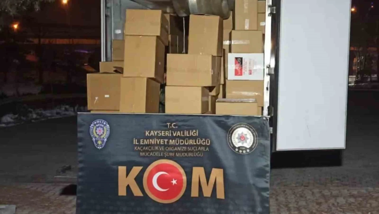 Kayseri’de 2 milyon dal makaron ele geçirildi
