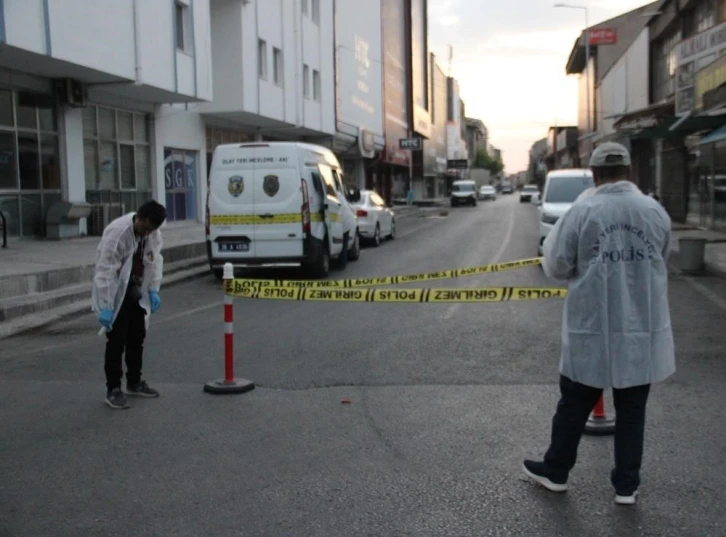 Kayseri’de kıraathanede çıkan kavgaya müdahale sırasında yaralanan polis memuru şehit oldu
