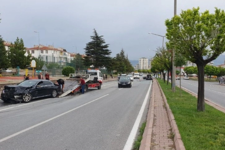 Kayseri’de trafik kazası: 3 yaralı