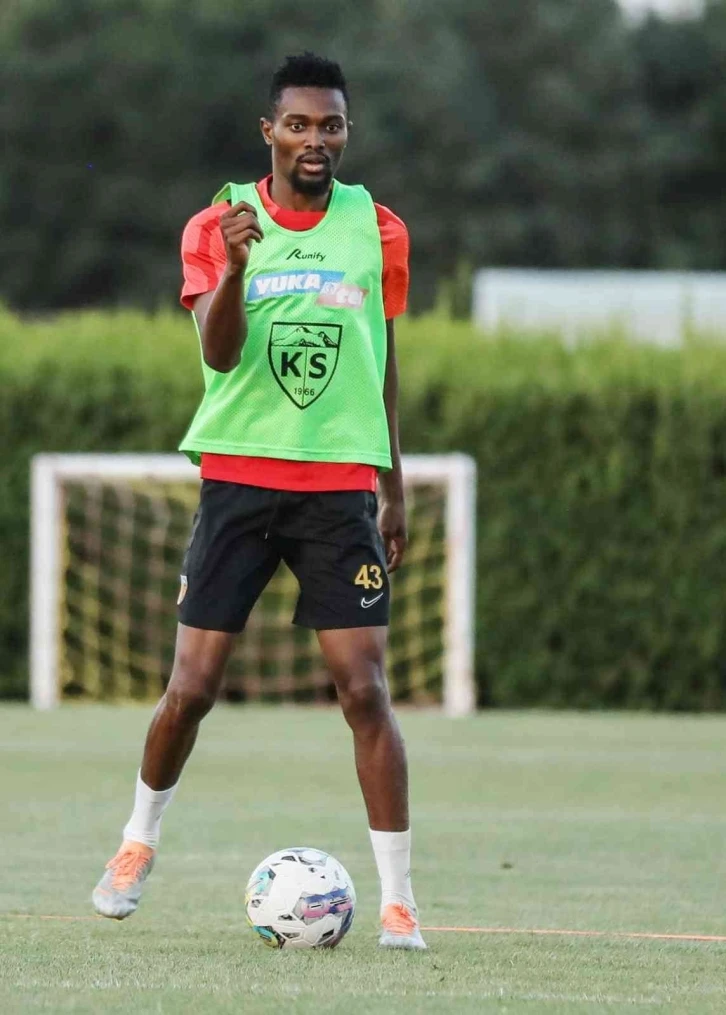 Kayserispor’da Mensah güç topluyor
