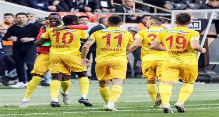 Kayserispor deplasmanda üçüncü galibiyetini aldı