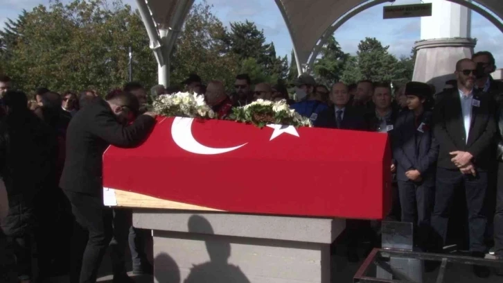 Kazım Karabekir’in torunu Ferhan Ayasbeyoğlu toprağa verildi
