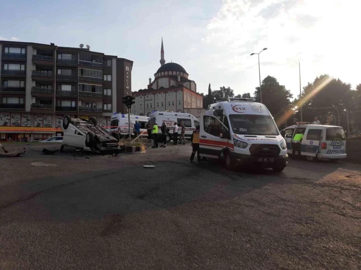 Kdz. Ereğli’de trafik kazası: 1 ölü, 4 yaralı
