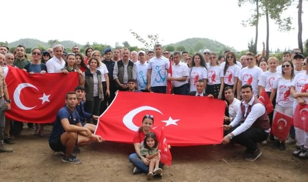 Kemer'de 100'üncü yıl ormanı için 1923 fidan dikildi