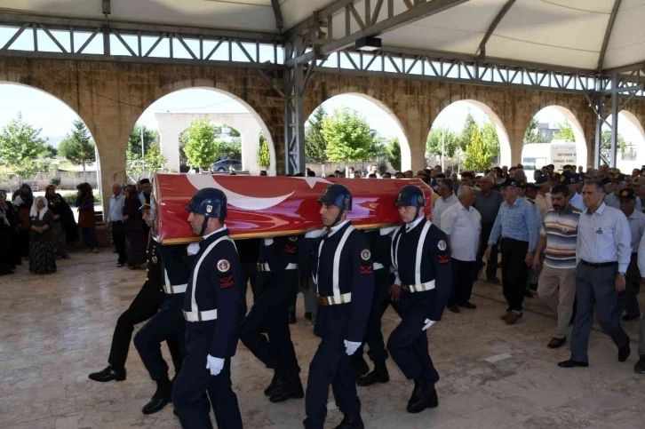 Kıbrıs Gazisi Abdullah Taştaş son yolculuğuna uğurlandı
