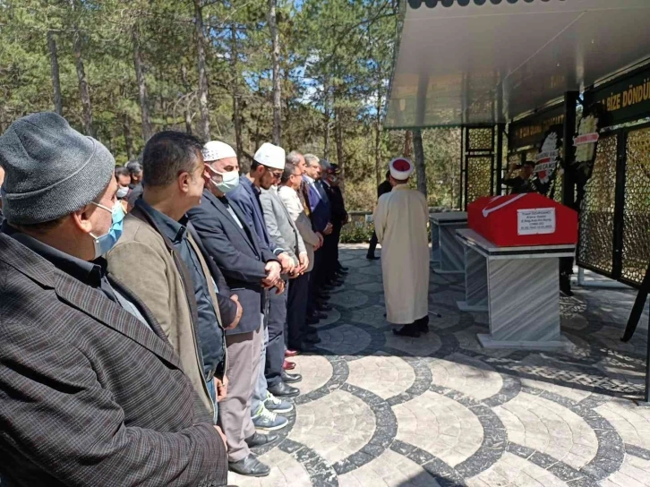 Kıbrıs gazisi Özurgancı son yolculuğuna uğurlandı
