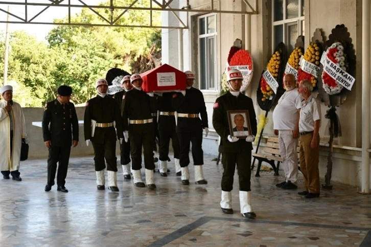 Kıbrıs Gazisi son yolculuğuna uğurlandı
