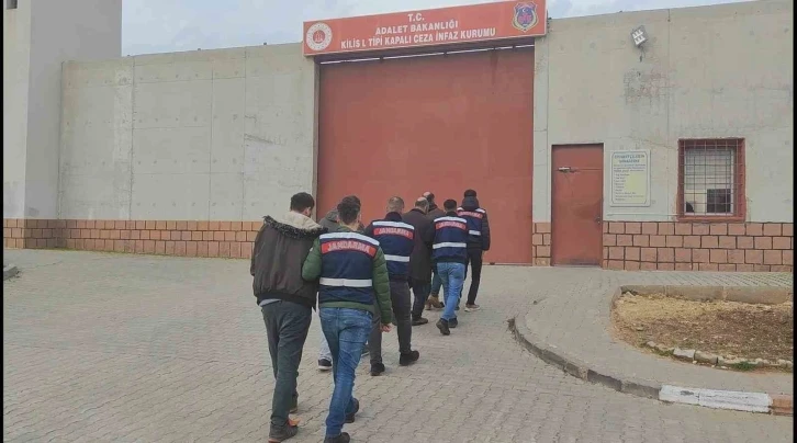 Kilis merkezli 3 ilde DEAŞ operasyonu: 4 gözaltı
