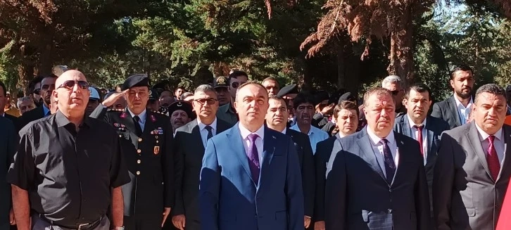 Kilis'te 15 Temmuz için şehitlikte tören düzenlendi