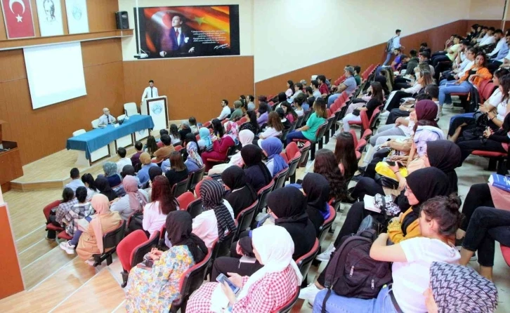 Kilis’te aile ve eğitimin önemi anlatıldı
