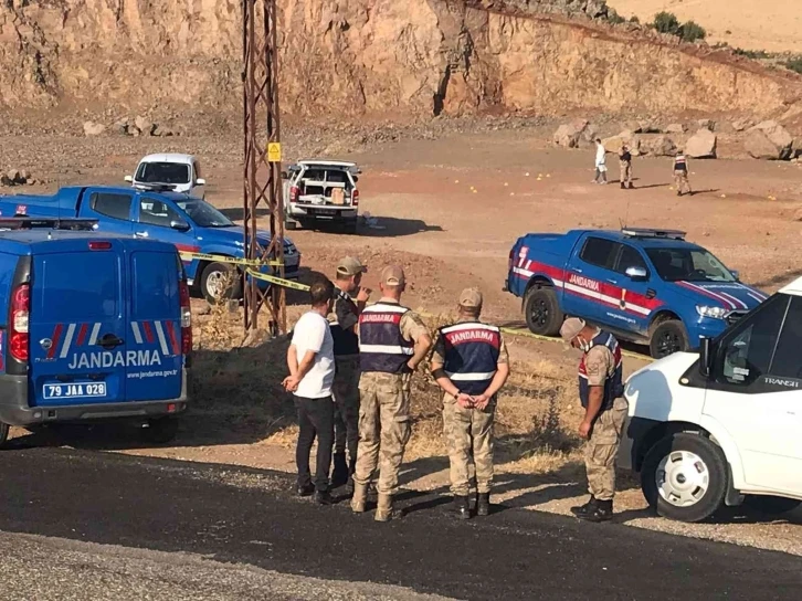 Kilis’te yol kenarında iki kadın cesedi bulundu
