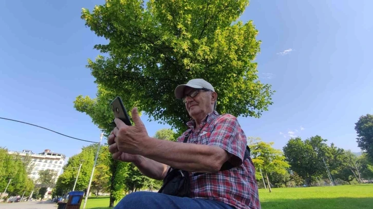 Kilosu yüzlerce lira...Her cadde ve parkta var, kimse toplamıyor
