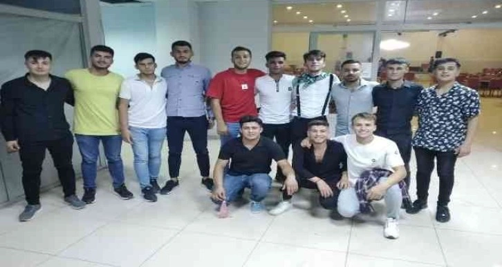 Kınalı kuzular için asker eğlenceleri başladı