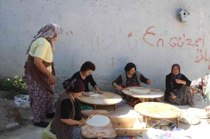 Kırka’da kışlık yufka ve makarna hazırlığı başladı
