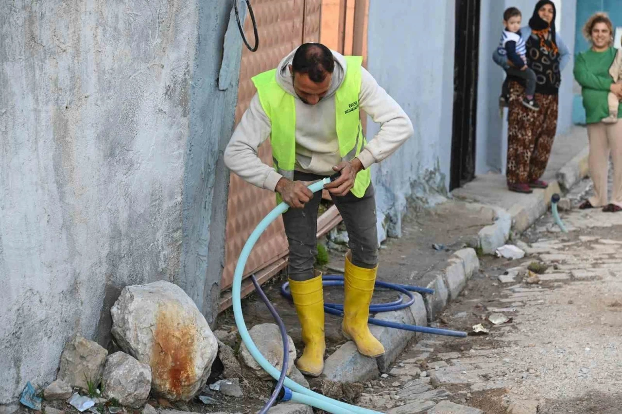 Kırkağaç’ta eski asbestli alt yapılar değiştiriliyor
