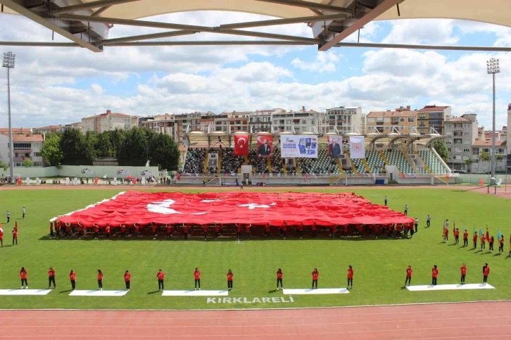 Kırklareli’de 19 Mayıs coşkuyla kutlandı
