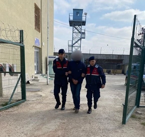 Kırklareli’nde 11 yıl hapis cezası bulunan şüpheliyi jandarma yakaladı
