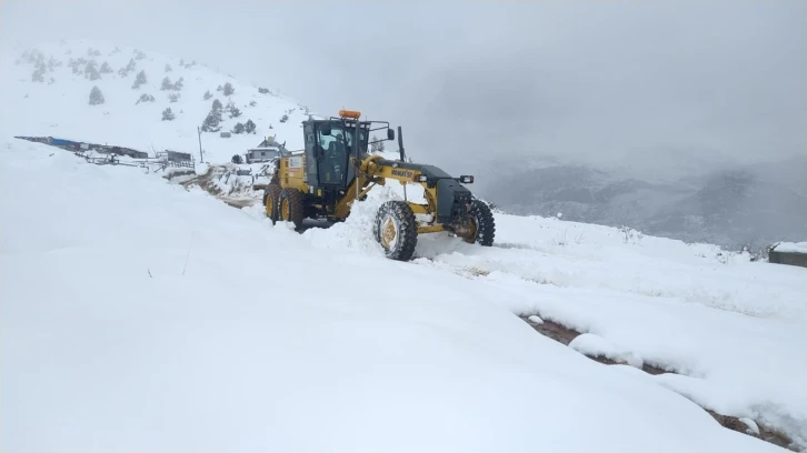 Kırsal yollara 596 milyon TL’lik yatırım
