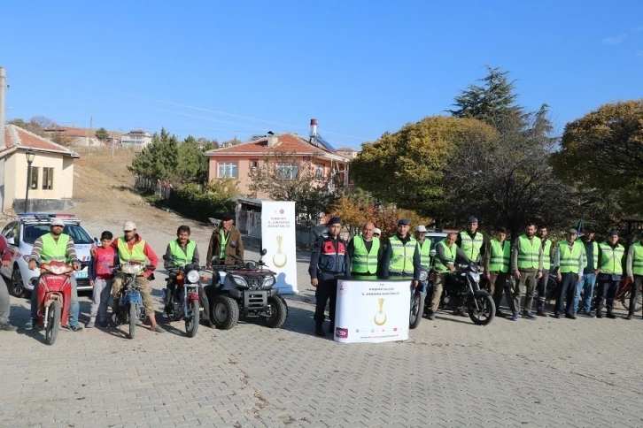 Kırşehir Jandarması ‘Reflektif Yelek’ uygulaması yaptı
