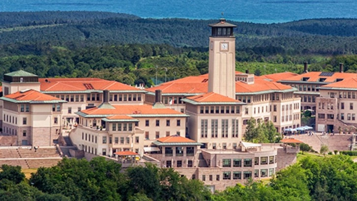 Koç Üniversitesi'nde öğrencilere yurt kısıtlaması