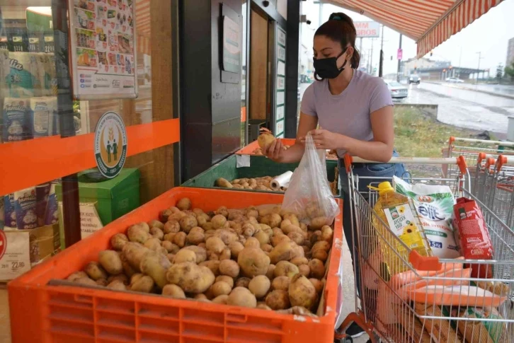 Kocaeli’de Tarım Kredi Kooperatif Marketinde indirim yoğunluğu
