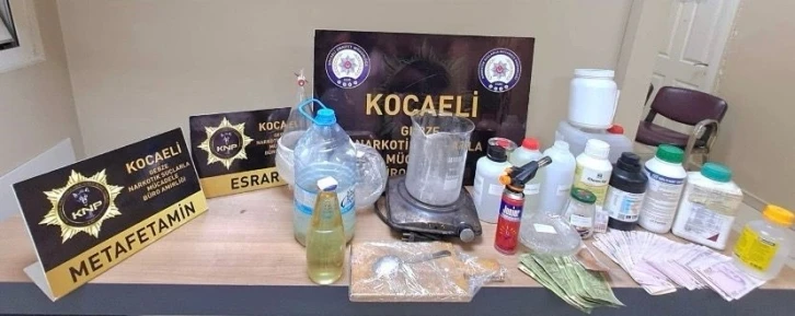 Kocaeli’de zehir tacirlerine operasyon : 3 tutuklama
