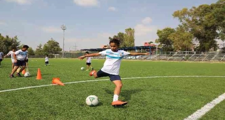 Kocaispir: "Çocuklarımızı geleceğe hazırlıyoruz"