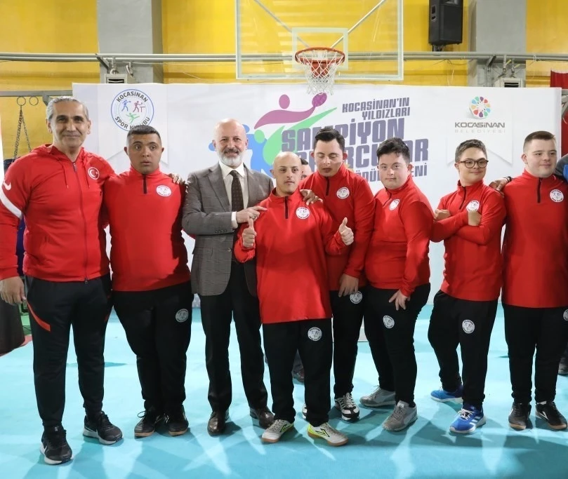 Kocasinan’ın özel sporcusu Samet Balcı’dan Başkan Çolakbayrakdar’a altın madalya sözü
