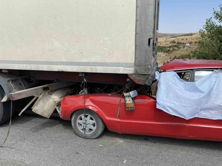 Kocasının öldüğü kazada ağır yaralanan kadın da hayatını kaybetti
