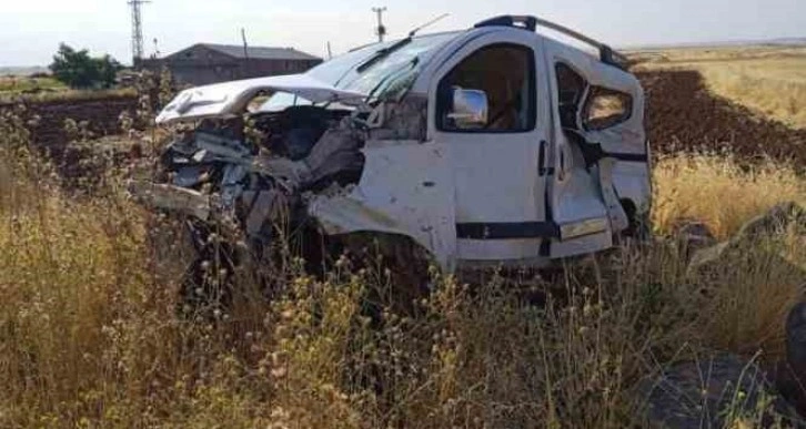 Kontrolden çıkan hafif ticari araçta takla attı: 1 yaralı