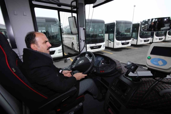 Konya Büyükşehir otobüs filosu 20 yeni otobüsle daha güçlendi
