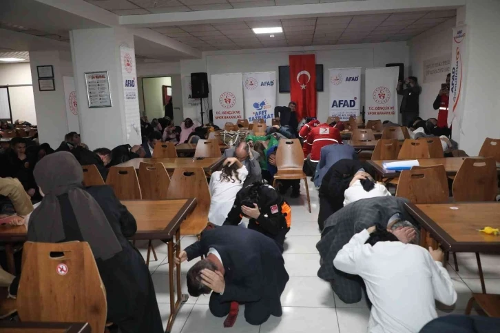 Konya’da ’’Çök-Kapan-Tutun” tatbikatı gerçekleştirildi
