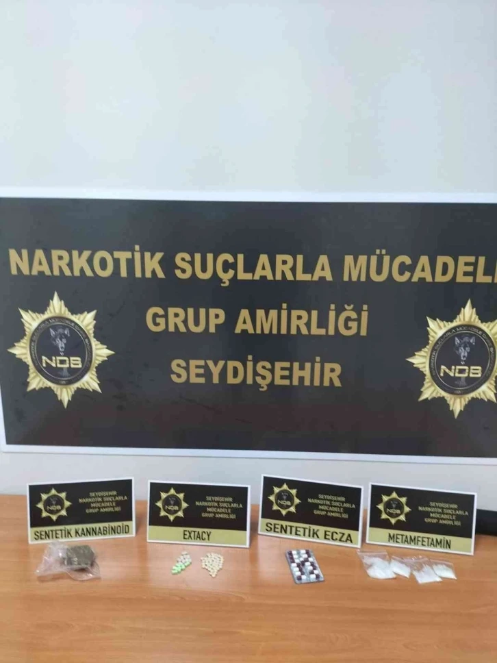 Konya’da durdurulan araçta uyuşturucu ele geçirildi
