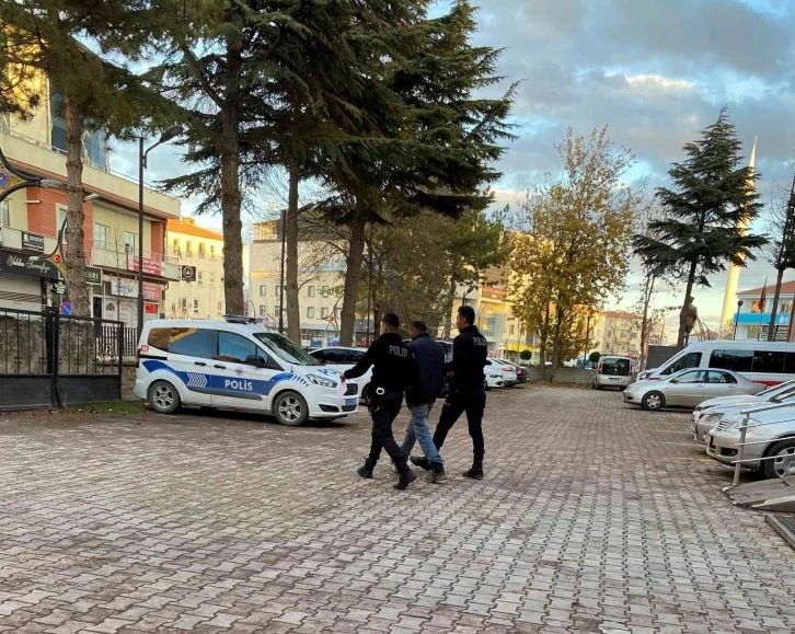 Konya’da hırsızlık şüphelisi tutuklandı
